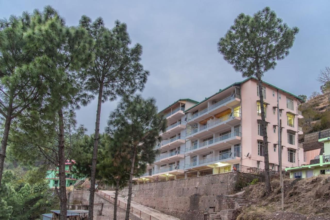 Mystic Kasauli I Pvt Balcony I Peacefull Area I Serviced Apt I By Exotic Stays מראה חיצוני תמונה